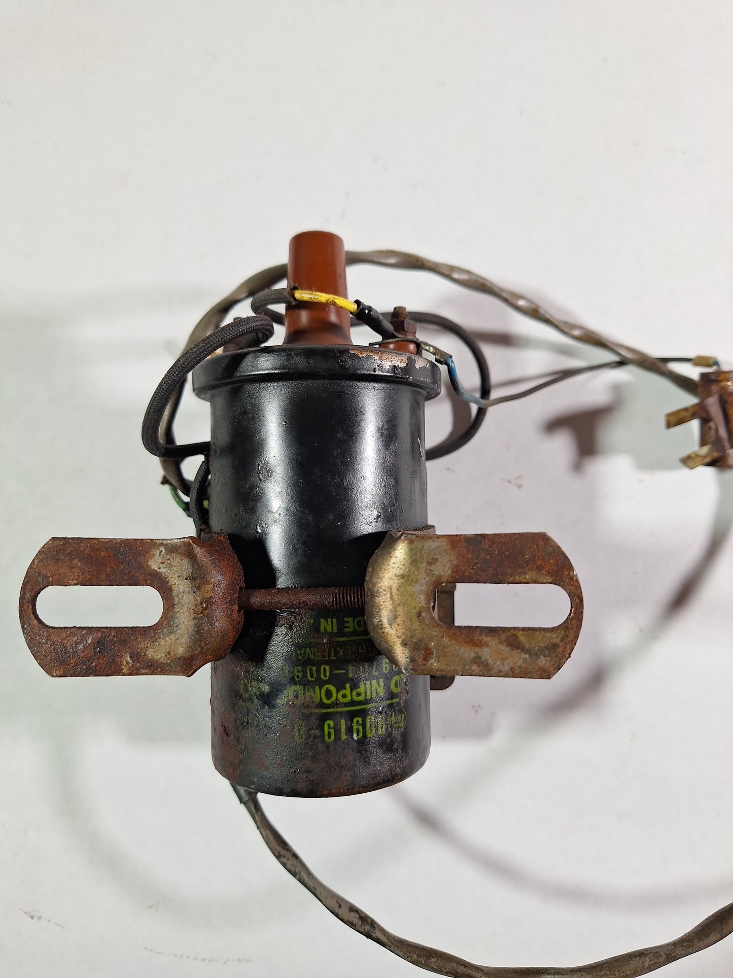 FJ60 coil and Igniter Assembly