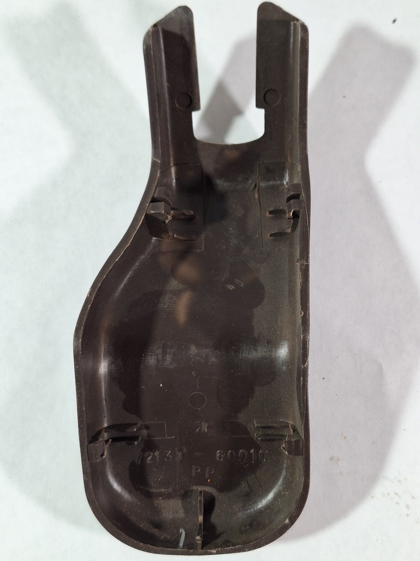 80 Series Seat Track Cover 72137-60012