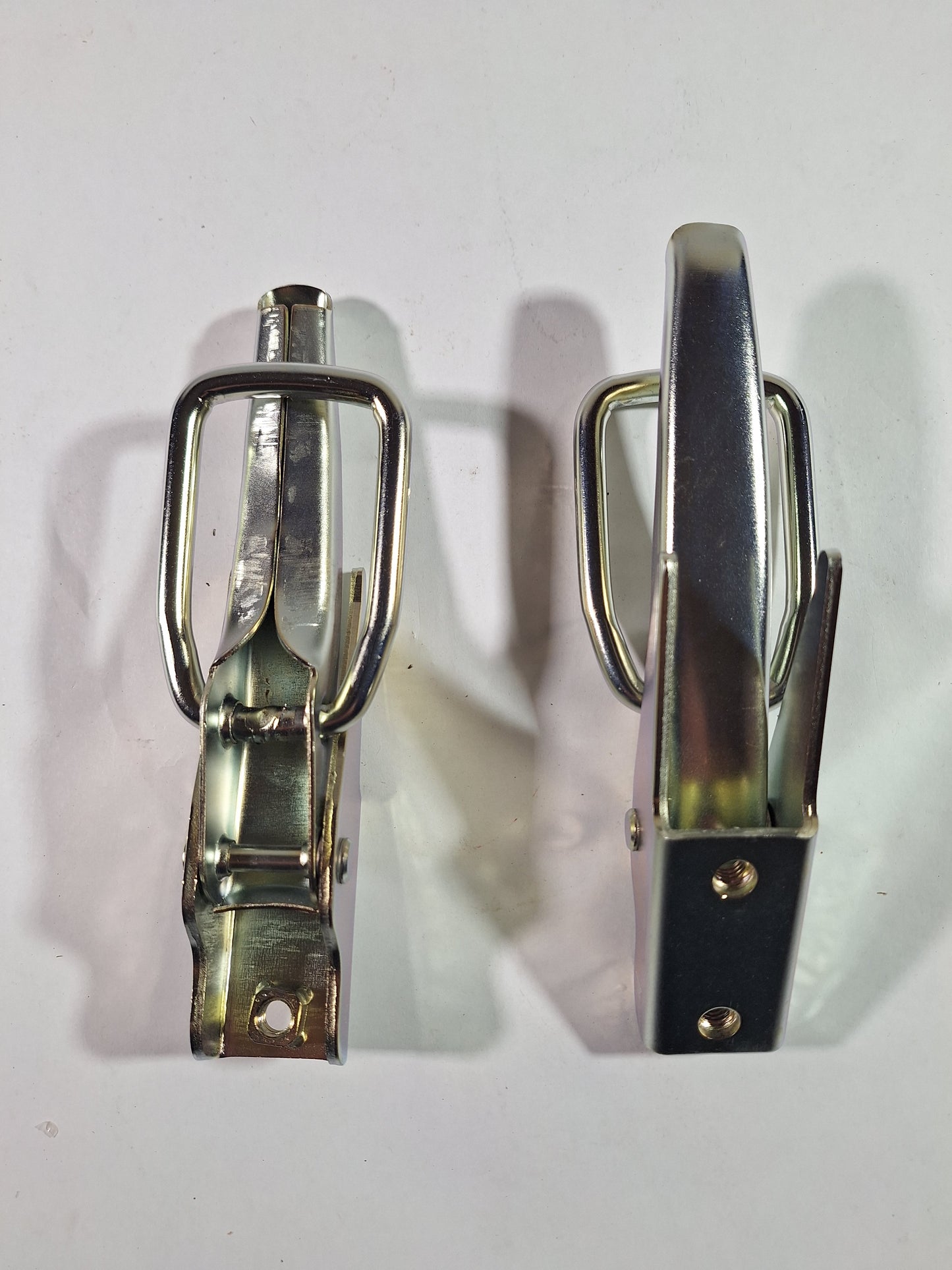 Pair Of OEM FJ45 Tailgate Latches 66170-95012