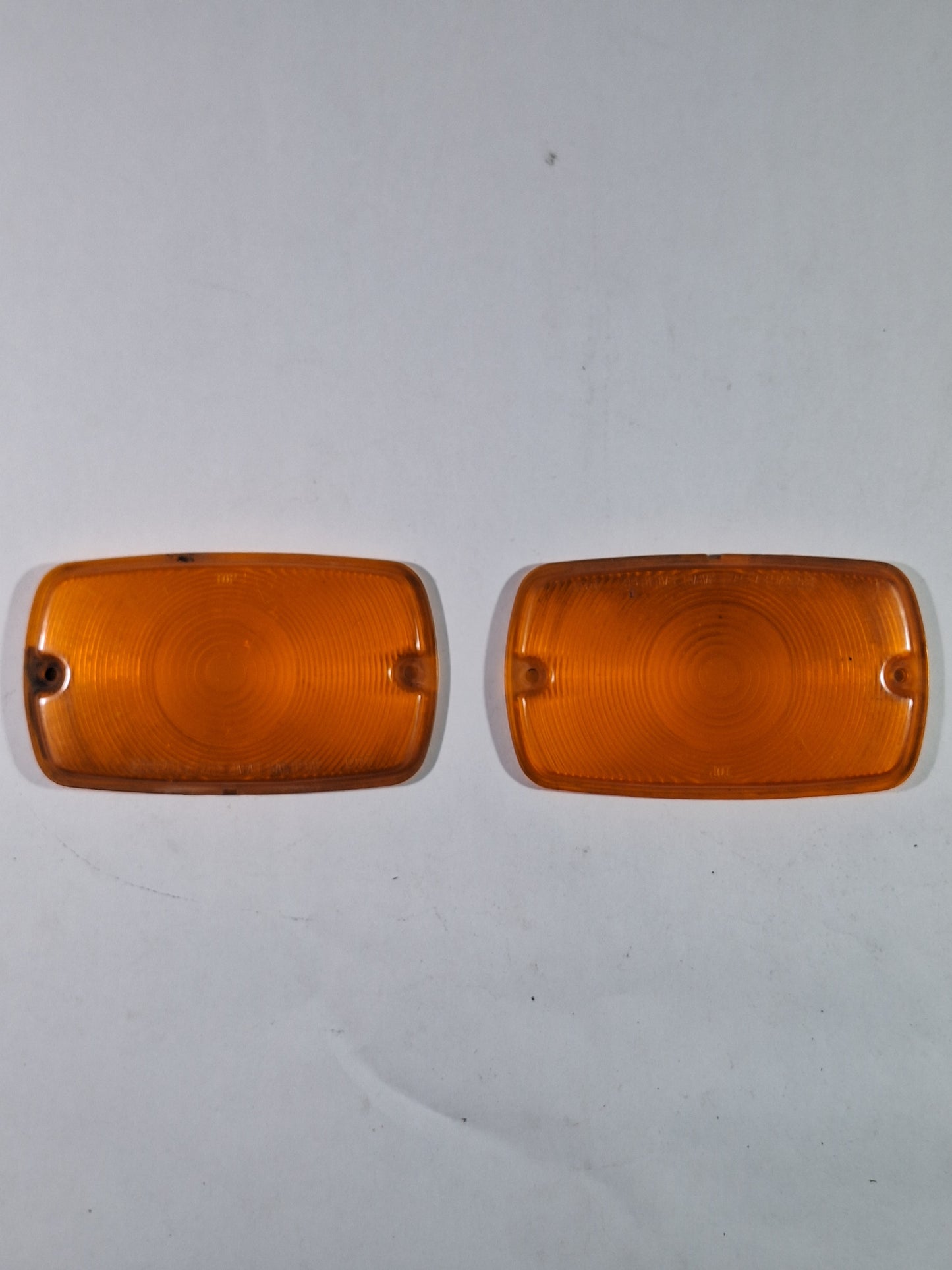 Amber Front Turn Signal Lenses FJ40 69-74 81511-60140