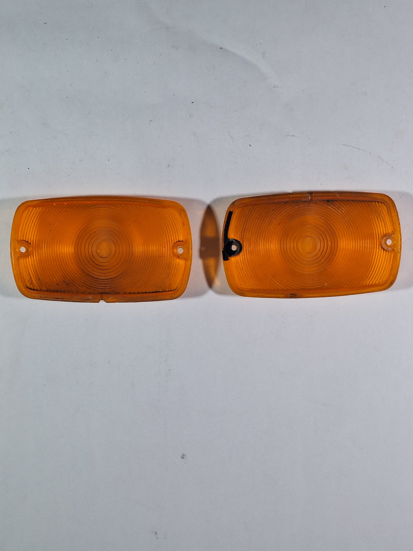 Amber Front Turn Signal Lenses FJ40 69-74 81511-60140