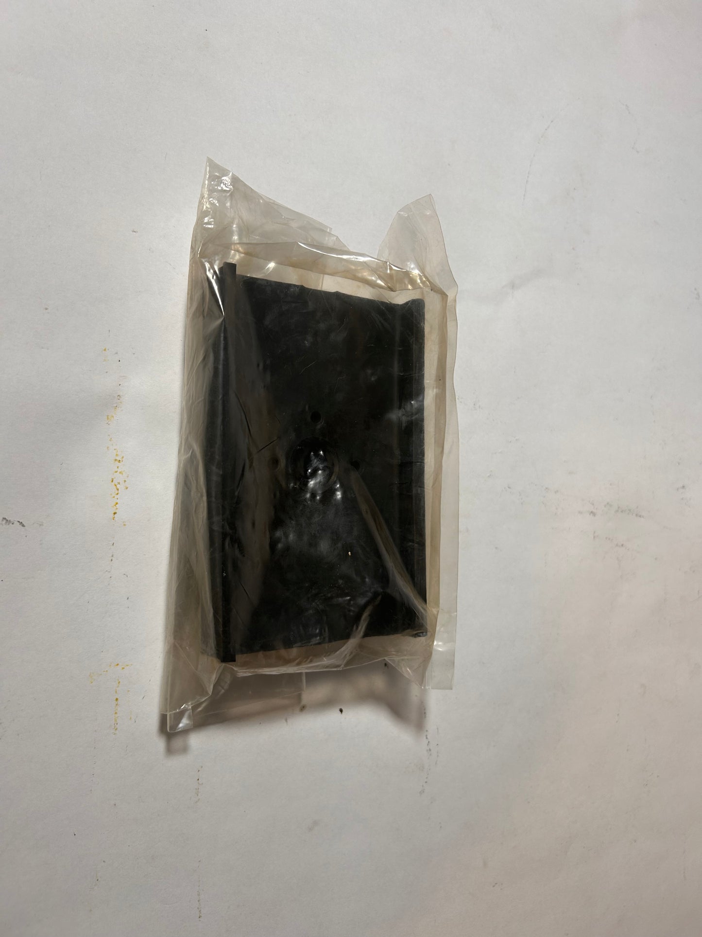 FJ60 FJ62 Leaf Spring Isolator 48372-23030
