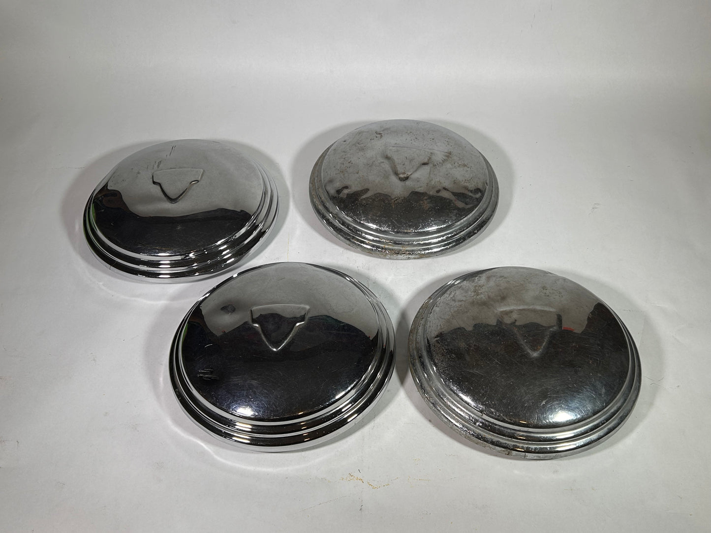 Used OEM Early FJ40 FJ45 Acorn Style Hub Caps