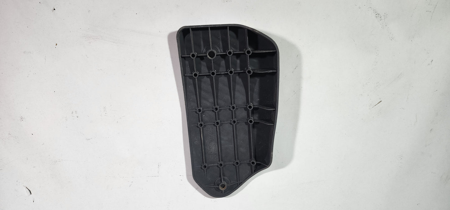 FJ80 Land Cruiser Rear Left Step Plate 58626-60010