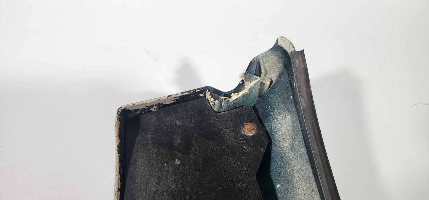 FJ80 Land Cruiser 93-94 Right Rear Door Fender Flare