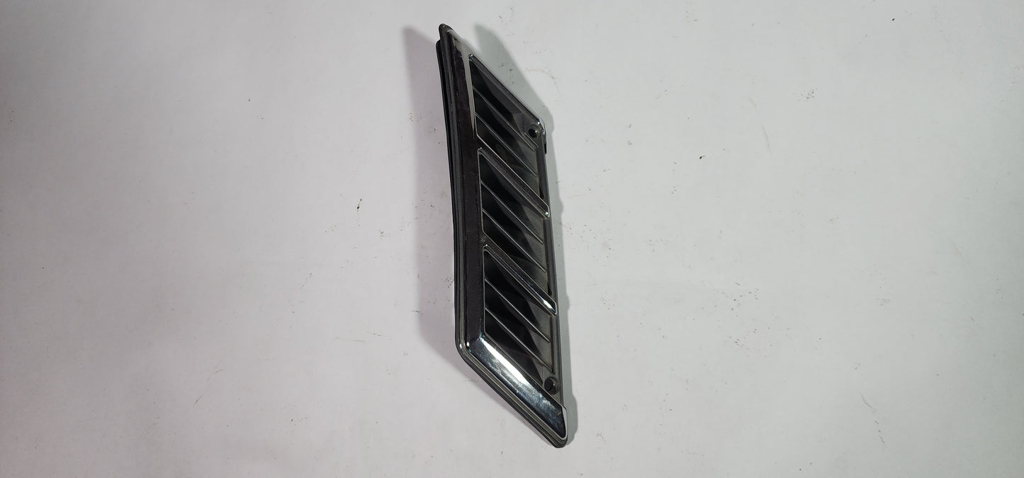 FJ60/62 Land Cruiser Left Front Fender Vent