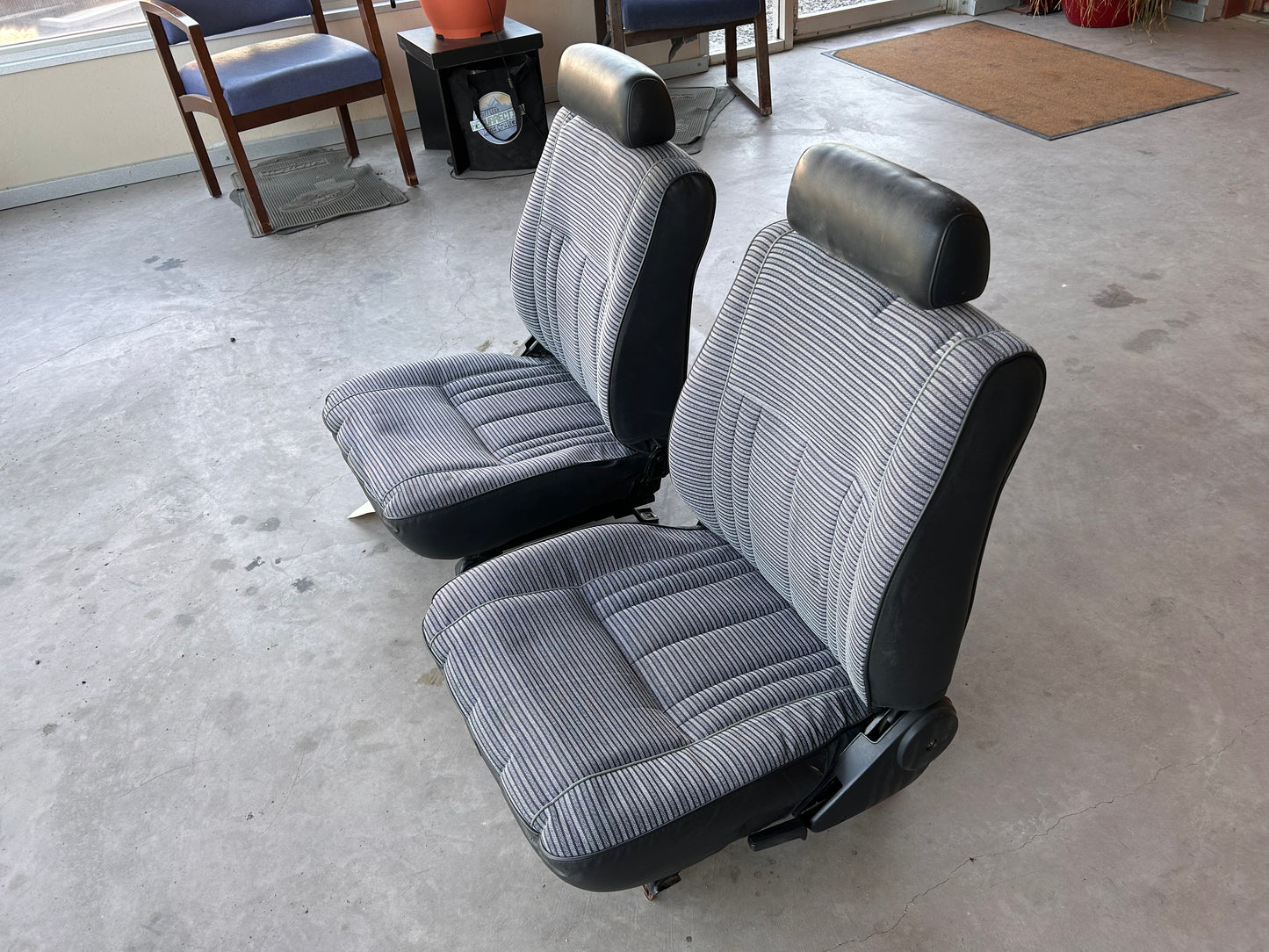 Late FJ60/62 Land Cruiser OEM Front Seats