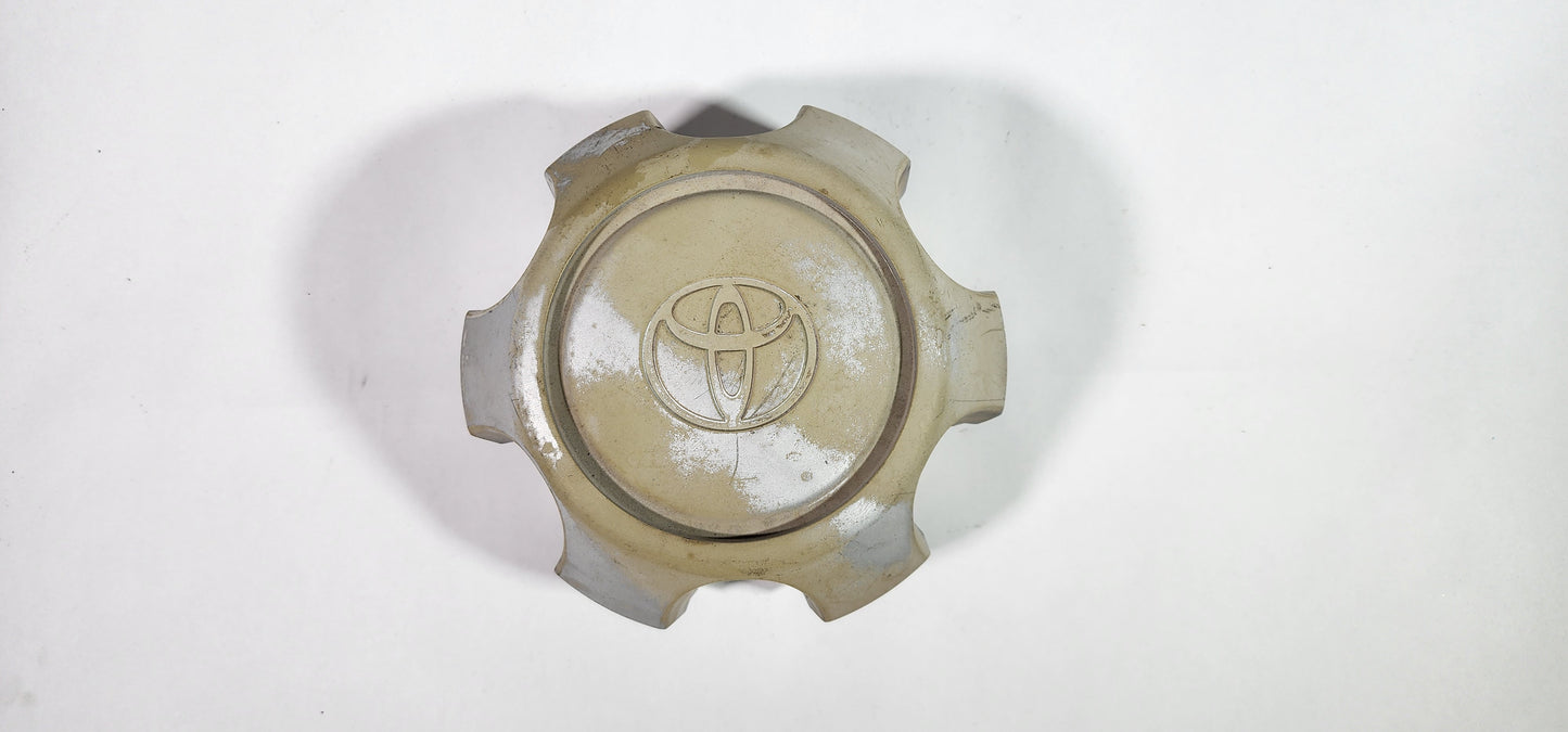 FJ80 Land Cruiser hub cap
