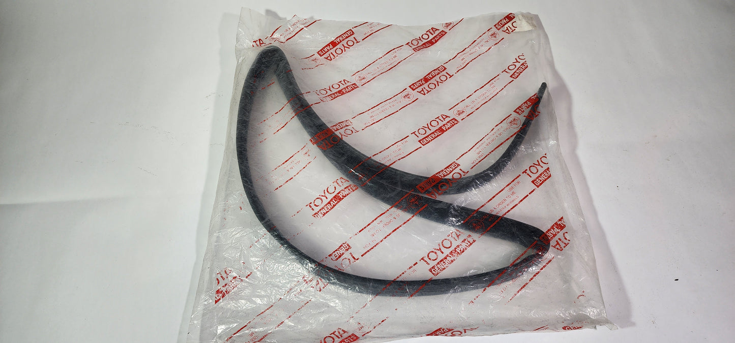 FJ40 Land Cruiser OEM Window Run 79-84 w/o Vents 68105-90302