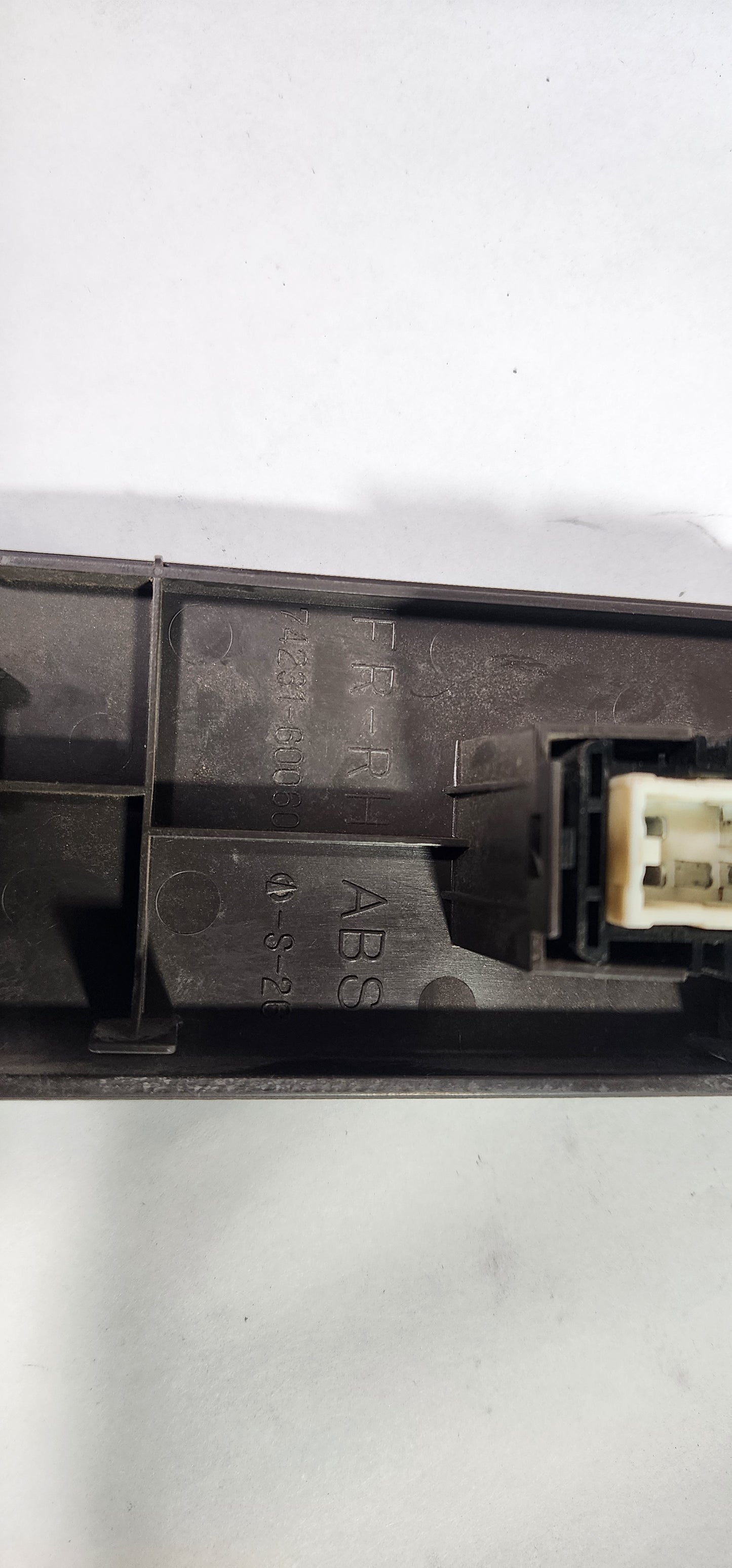 FJ80 Land Cruiser OEM Front Right Door Lock and Window Switch w/ Bezel 74231-60060