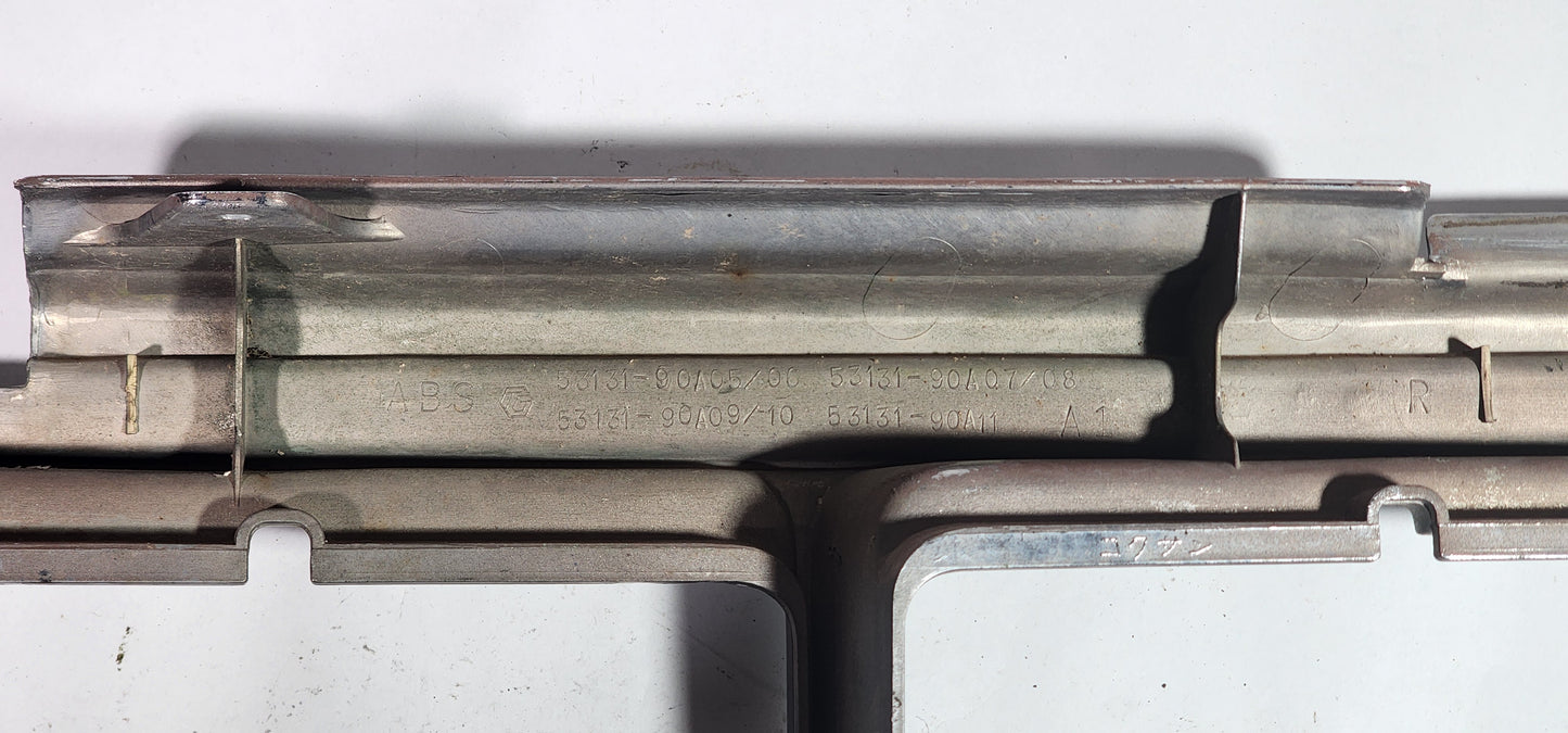 FJ62 Land Cruiser Headlight Bezel (Right) 53131 90A05