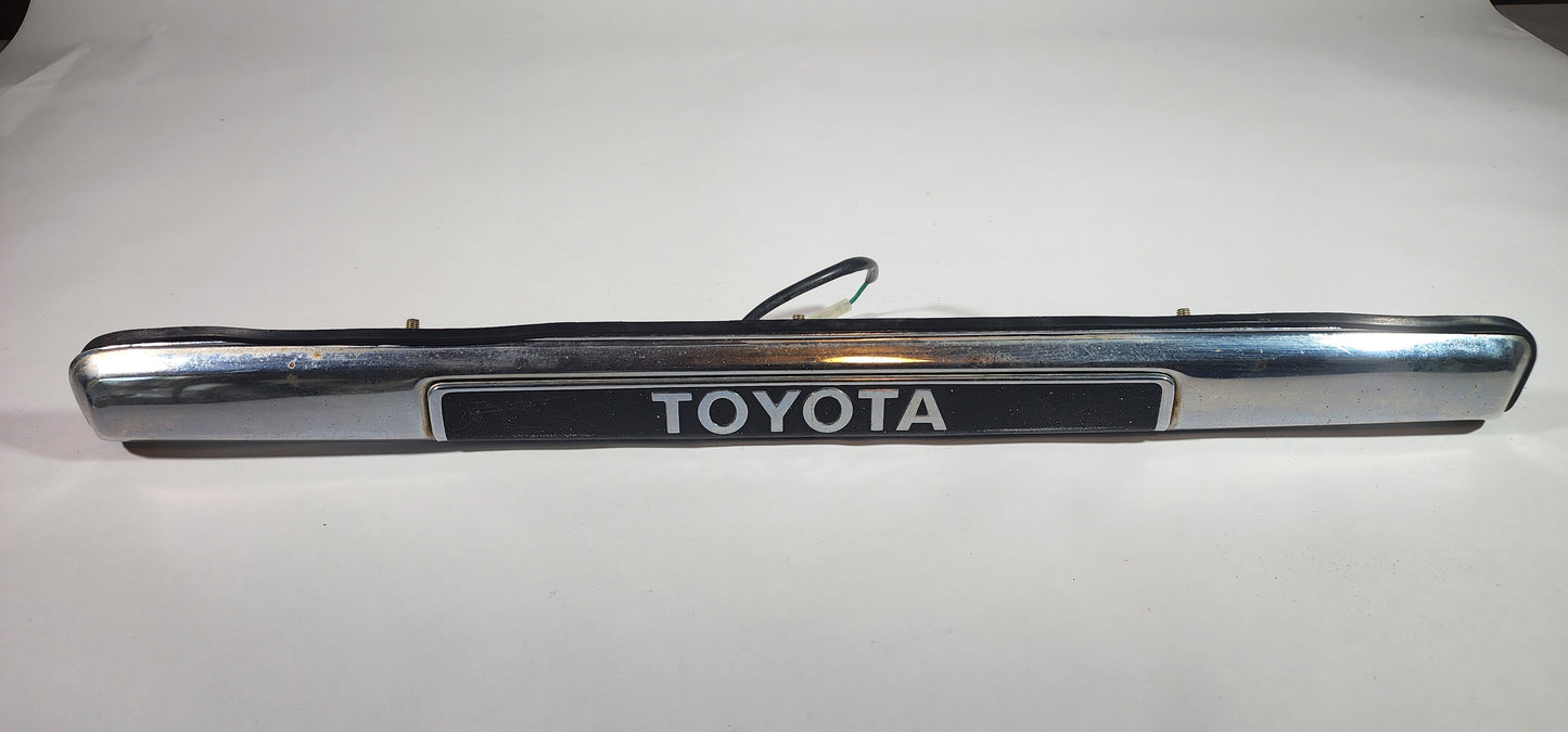 FJ60 FJ62 Land Cruiser rear emblem license plate light