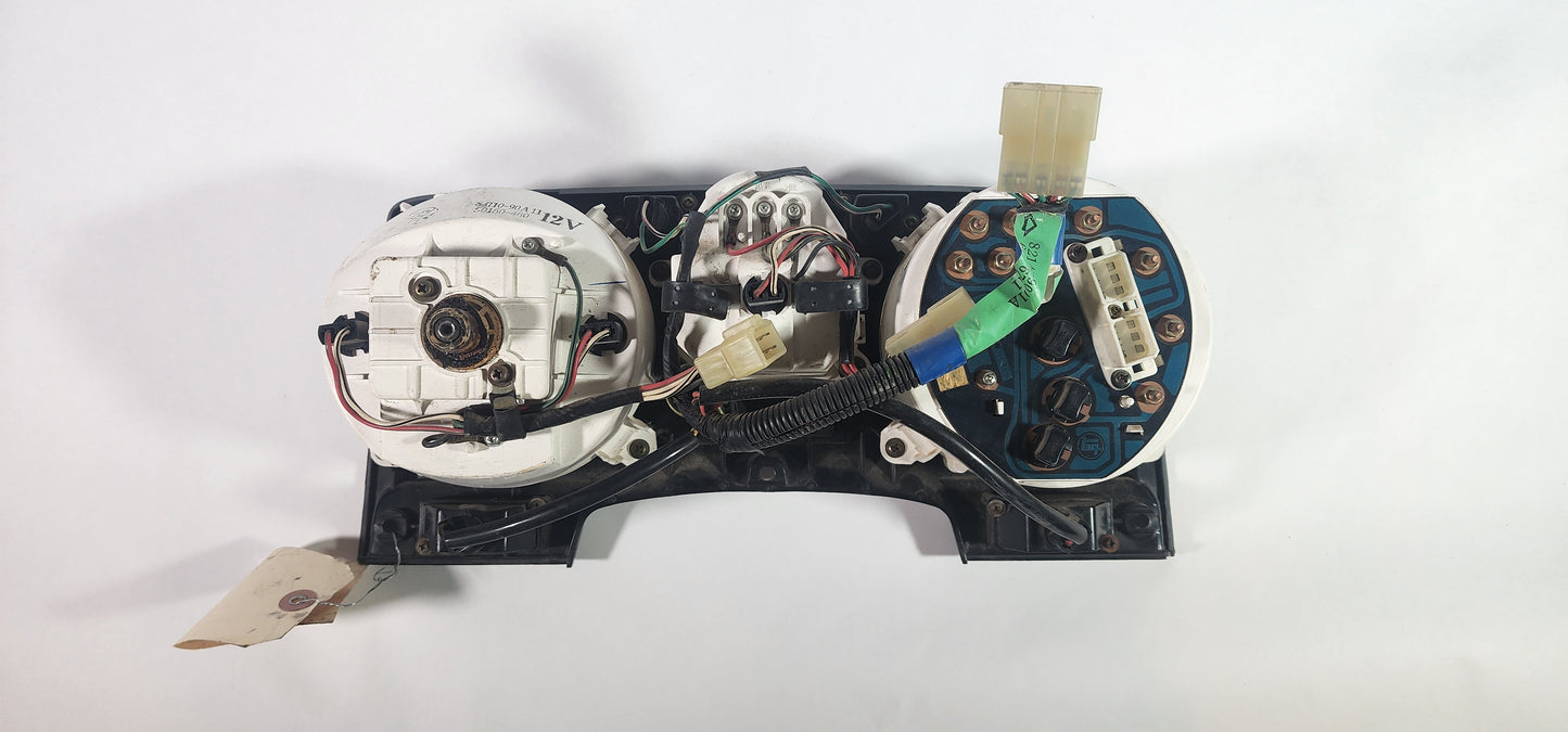 FJ60 Land Cruiser gauge cluster with trim