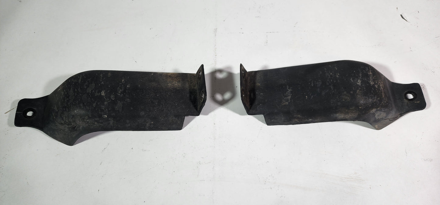 FJ40 Land Cruiser Tail Light Splash Guard Set