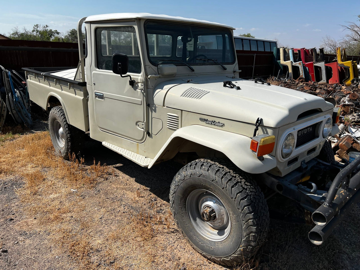 1977 FJ45 Pickup (Middle East Spec)
