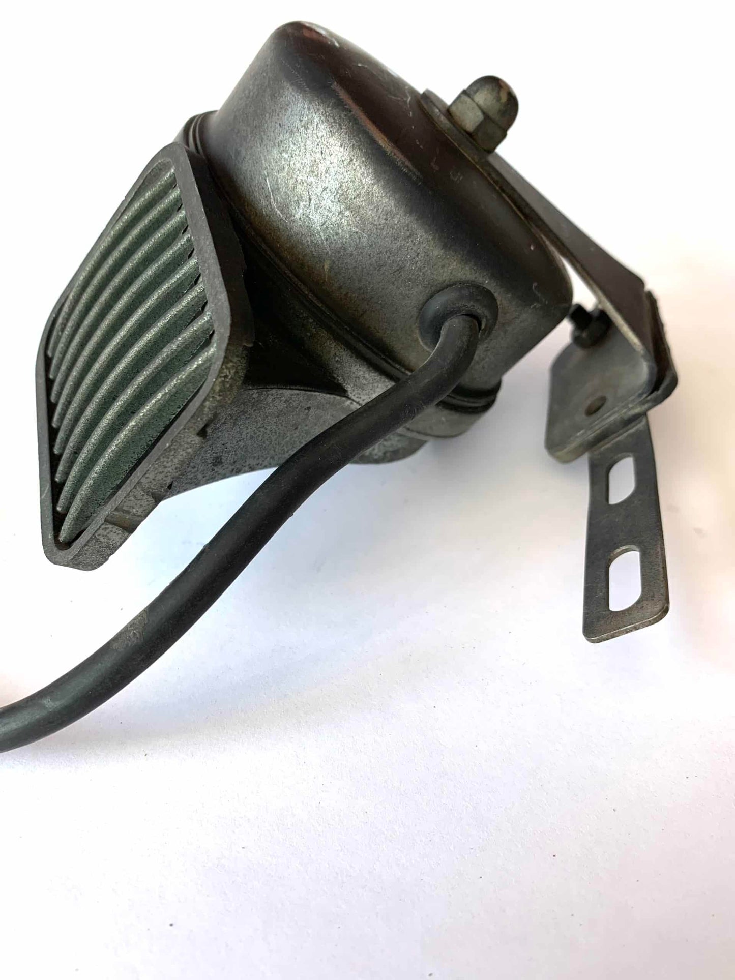 Used 24v Horn