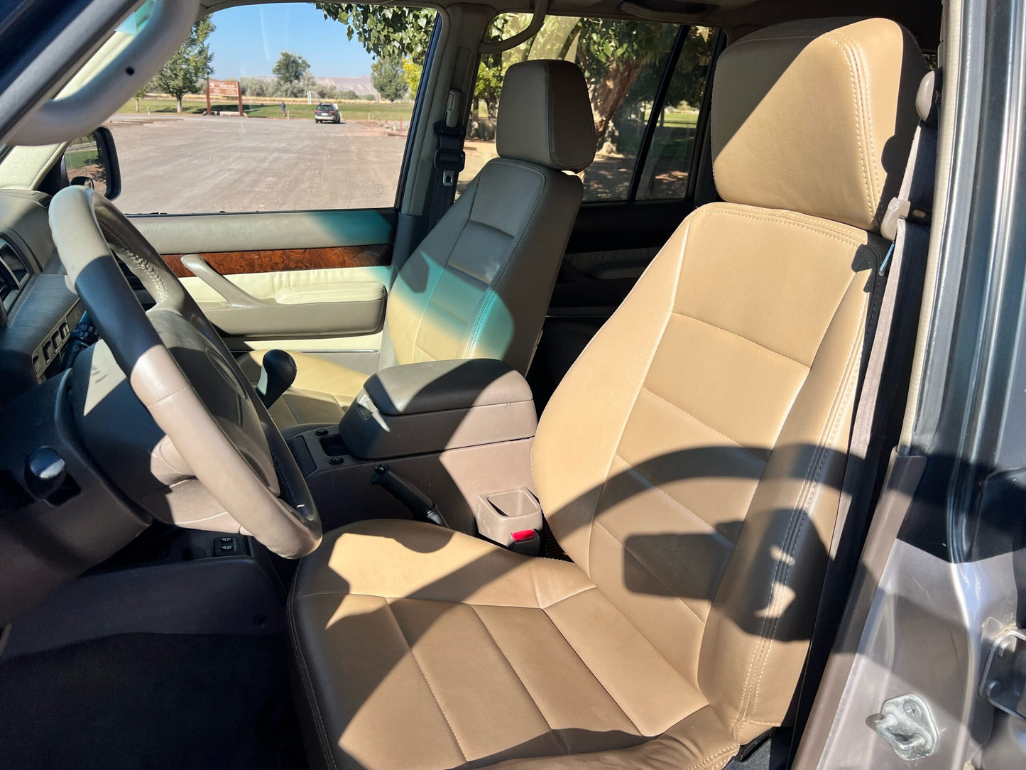 5.9L Cummins powered 80 series Land Cruiser (Lexus LX450)