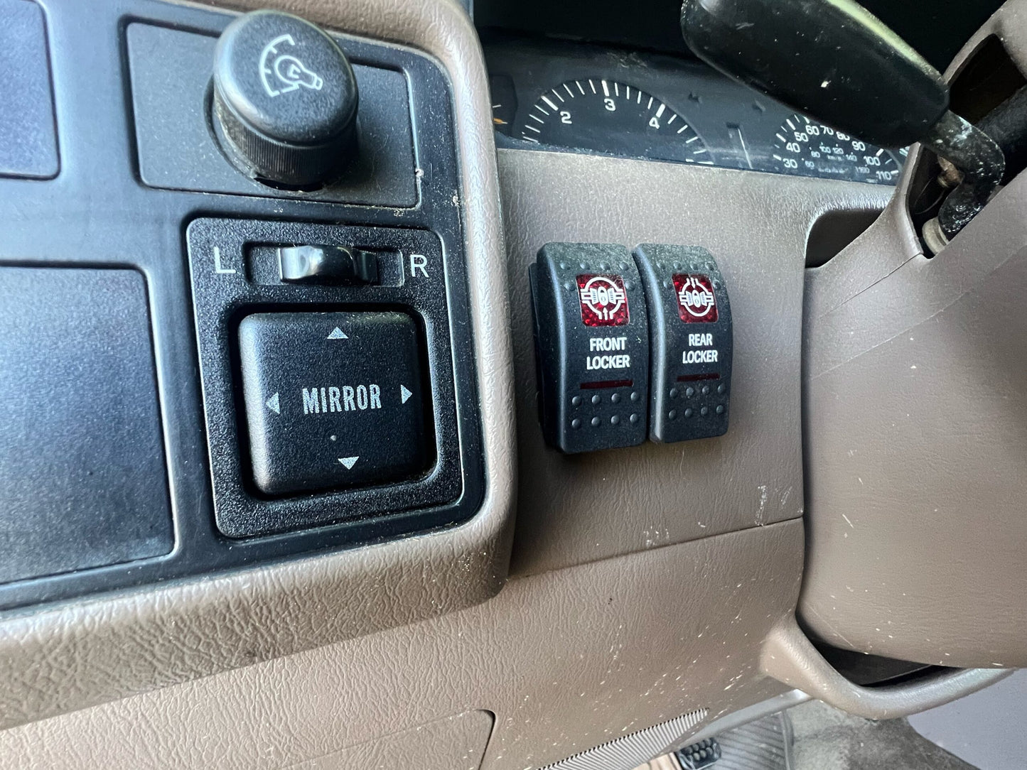 5.9L Cummins powered 80 series Land Cruiser (Lexus LX450)