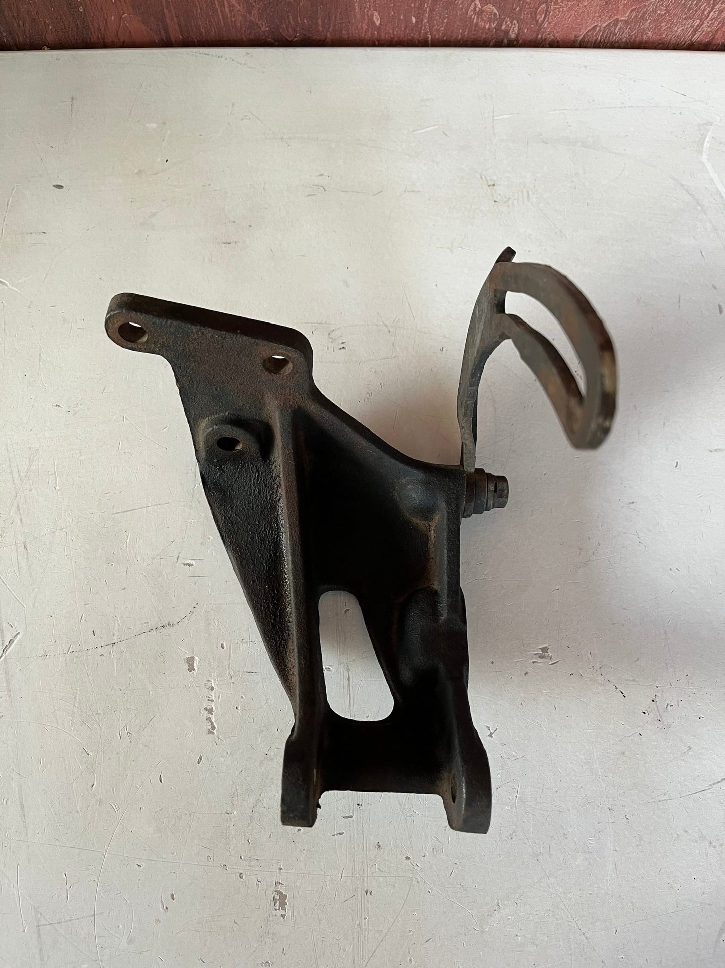 Used 2F Engine Alternator Mount