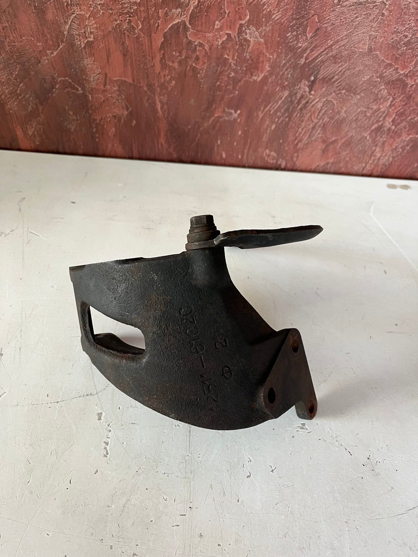 Used 2F Engine Alternator Mount