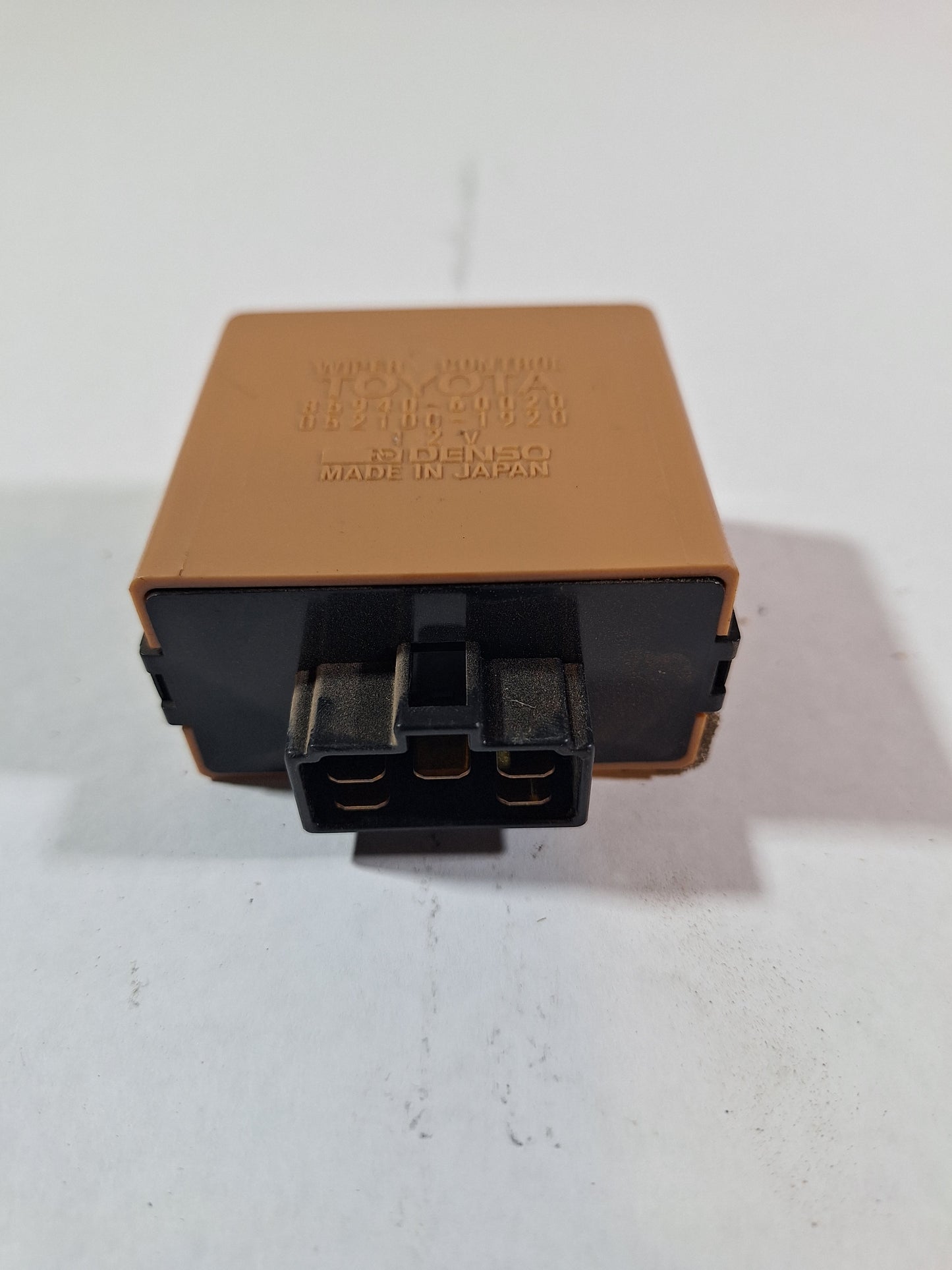 Rear Wiper Relay 80 Series