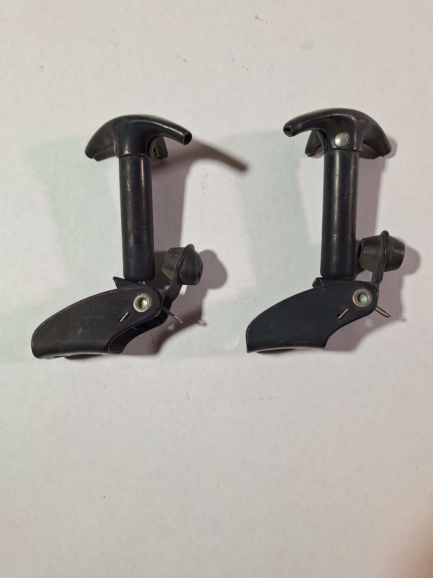 40 Series Hood Latches