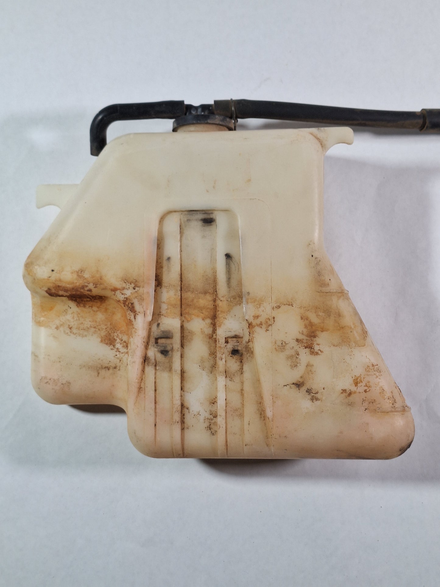 80 Series Coolant Recovery Tank