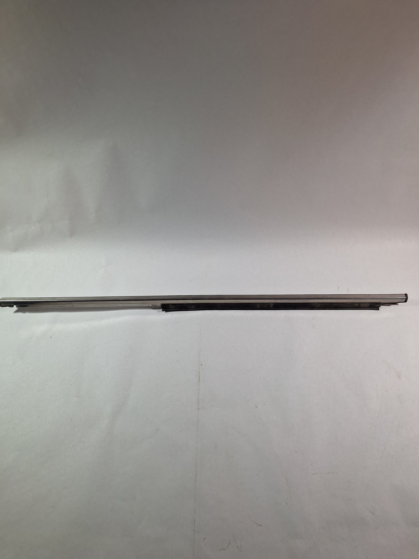 60 Series Right Rear Door Belt Molding