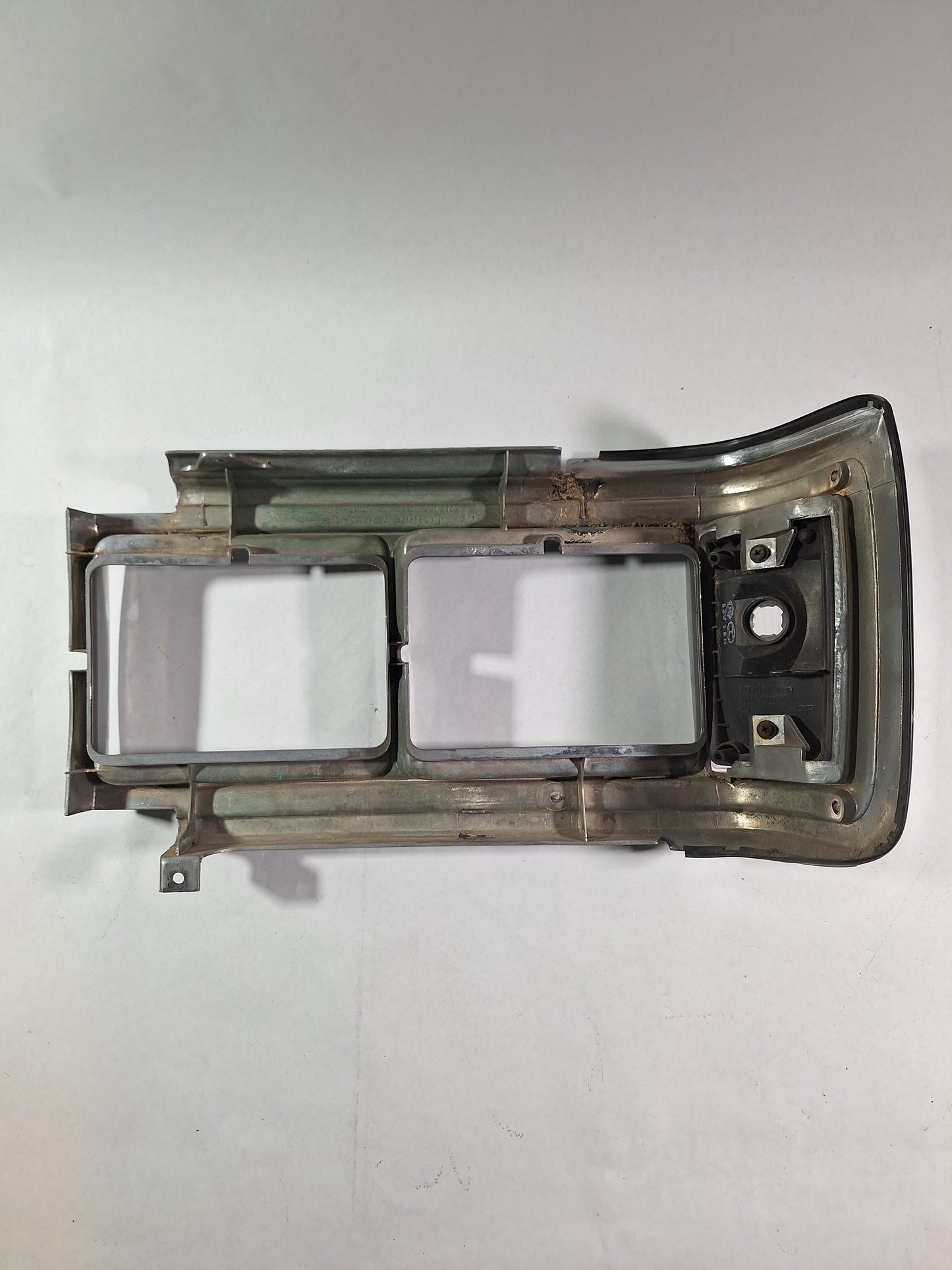 FJ62 Passenger Headlight Door