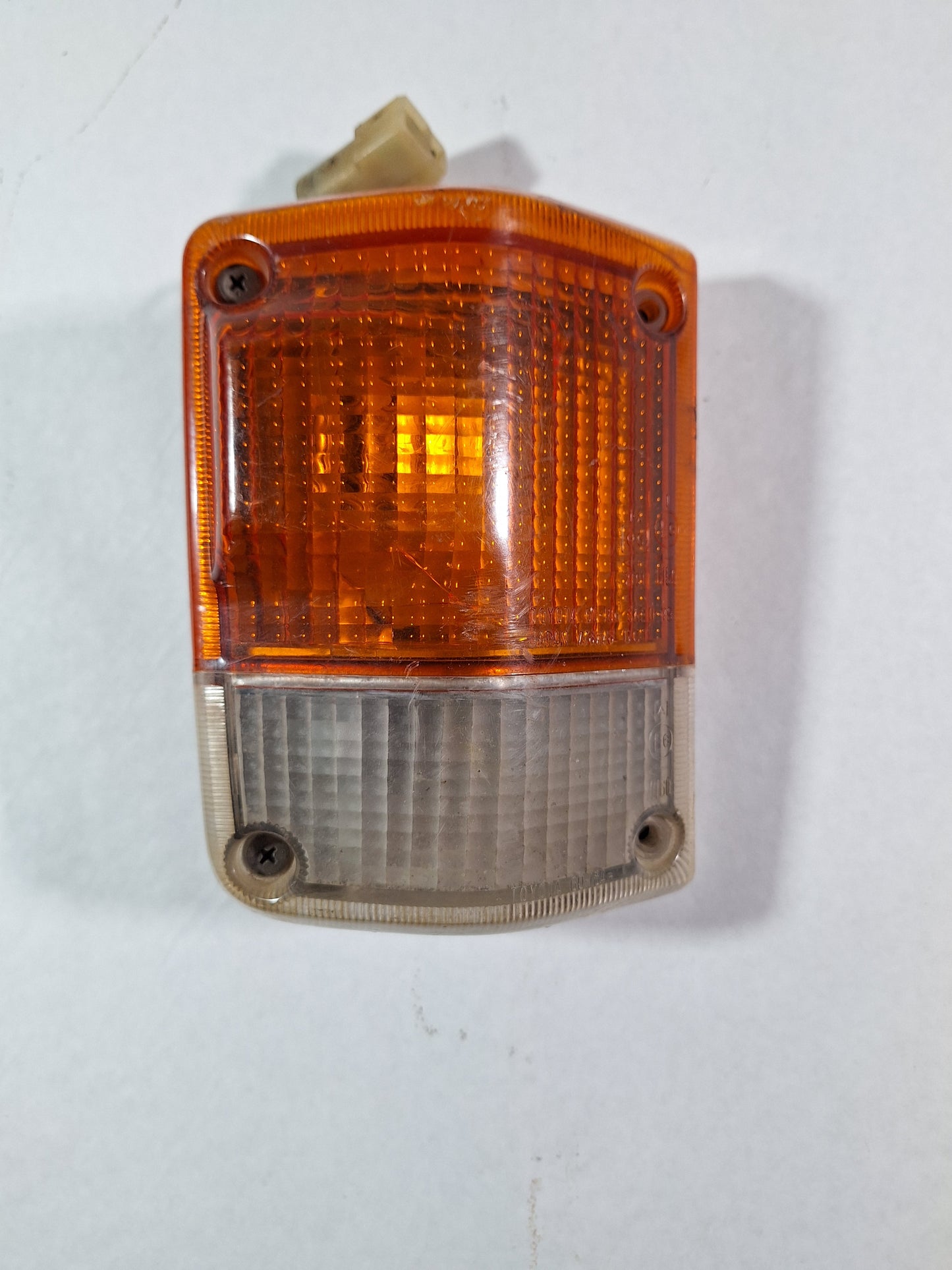 FJ60 Turn Left Front Turn Signal Assembly