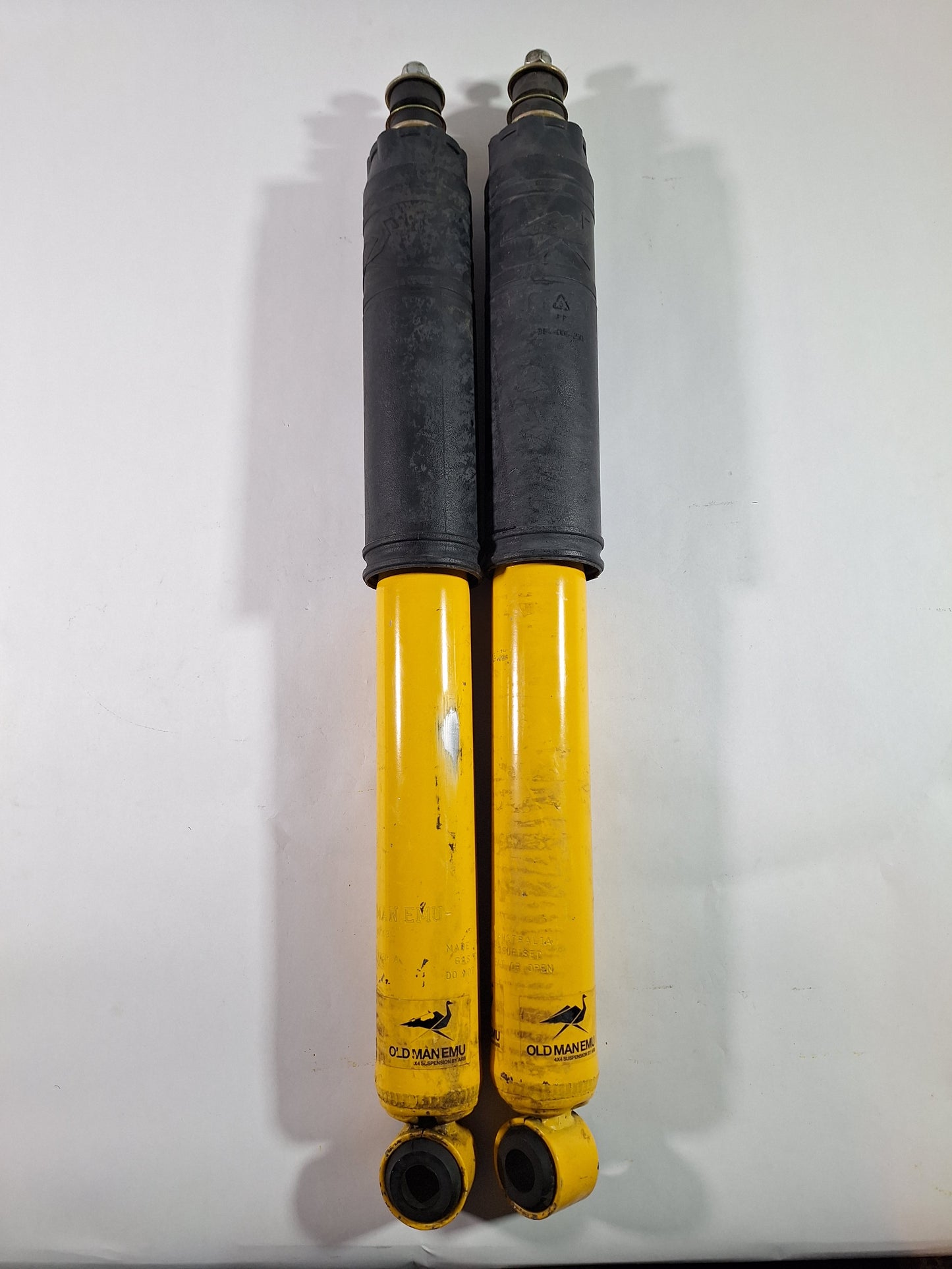 Good used OME 60 Series Front Shocks 60063