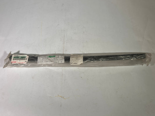 67046-90K00 Toyota weatherstrip side window center