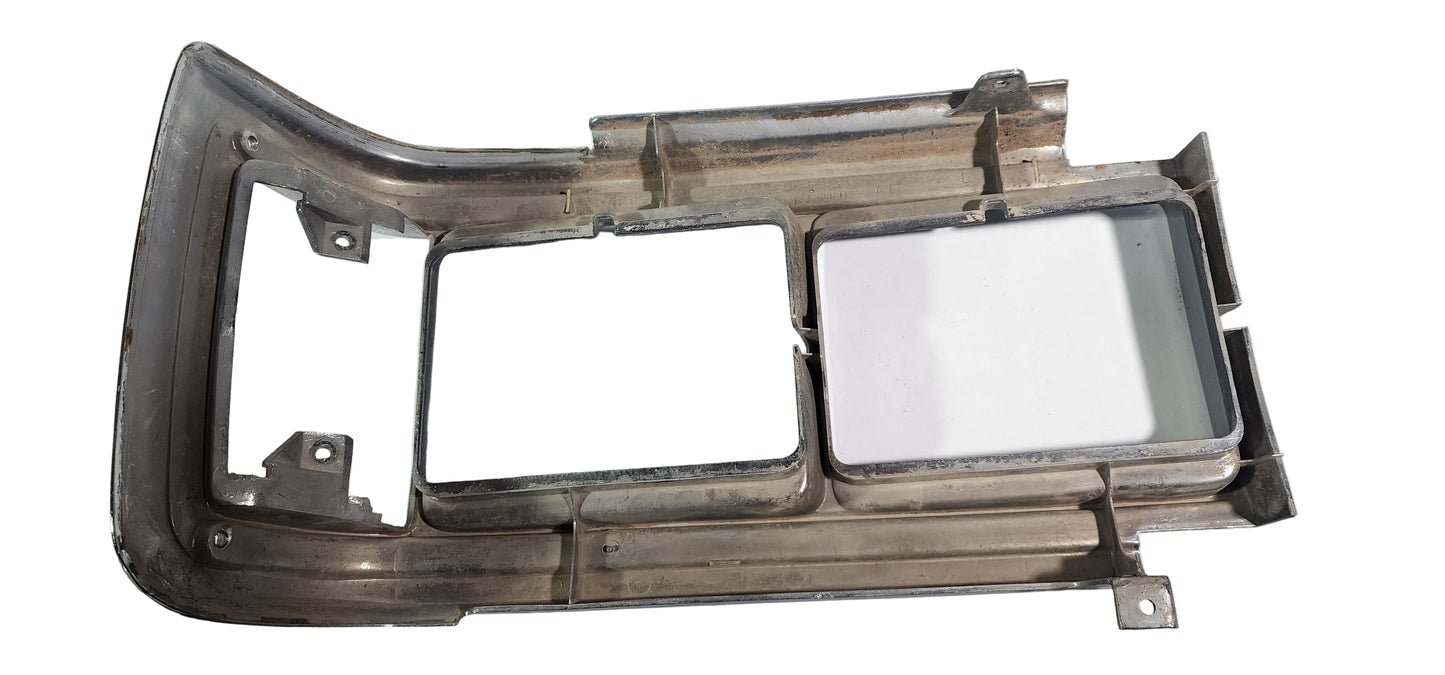 FJ62 Land Cruiser Headlight Bezel (Left) 53132 90A05