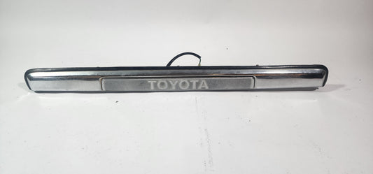 FJ60 FJ62 Rear Emblem/License Plate Light Assembly