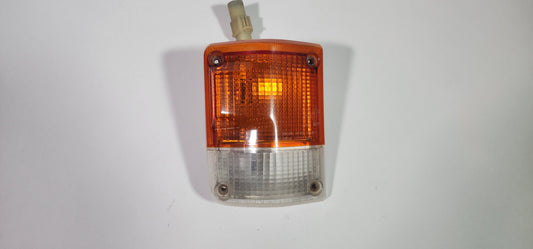 FJ60 Land Cruiser Right Turn Signal Assembly