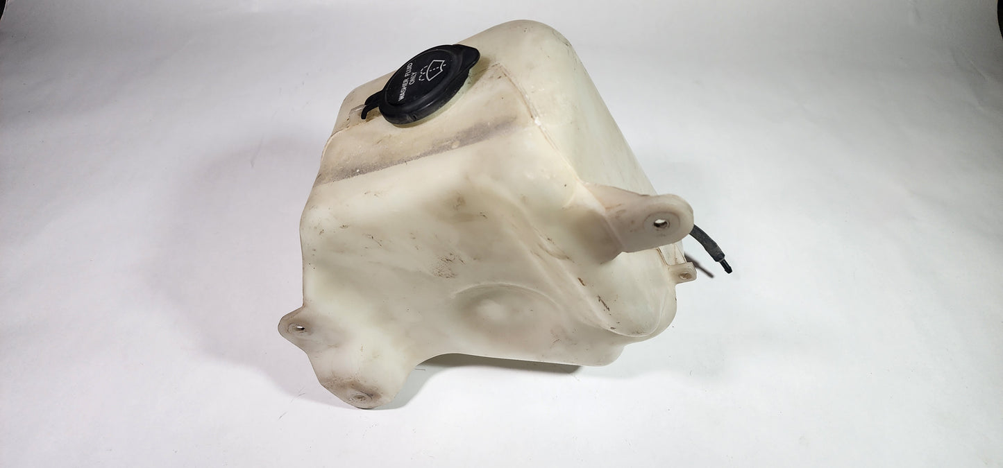 FJ80 Land Cruiser windshield washer reservoir