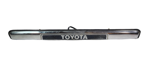 FJ60 FJ62 Rear Emblem/License Plate Light Assembly
