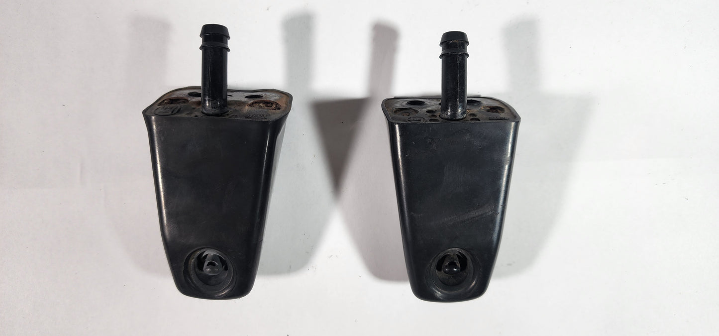 FJ60 Land Cruiser headlight squirters