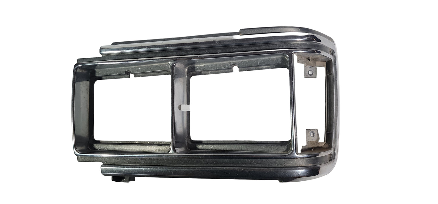 FJ62 Land Cruiser Headlight Bezel (Left) 53132 90A05