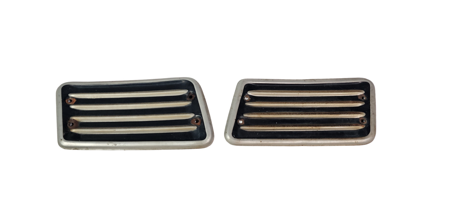 FJ55 Land Cruiser Fender Vent Cover