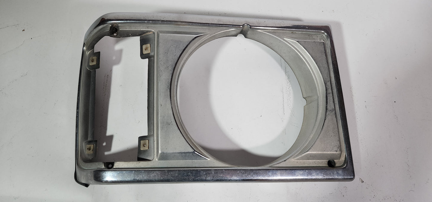 FJ60 Land Cruiser OEM Right Headlight Bezel