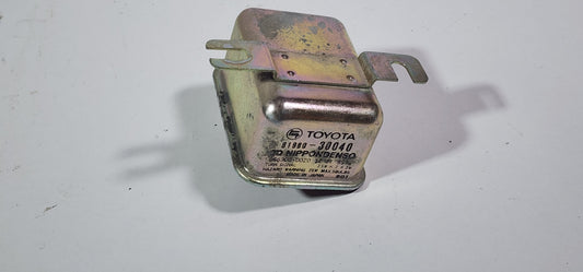 FJ40 Land Cruiser Turn Signal Flasher Relay