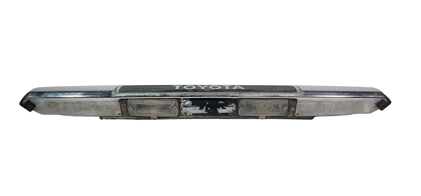 FJ60 FJ62 Rear Emblem/License Plate Light Assembly