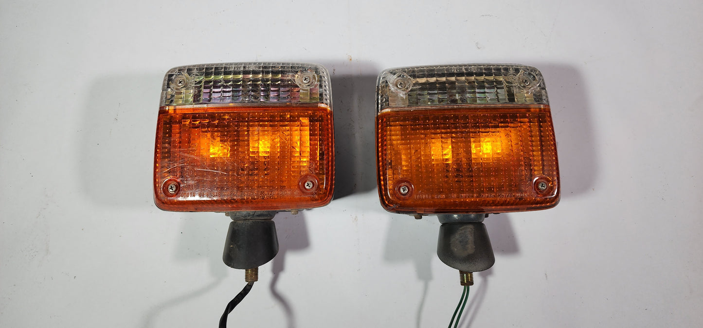 FJ40 Land Cruiser Front Turn Signals