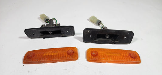 FJ60/62 Land Cruiser OEM Front Side Marker Lights