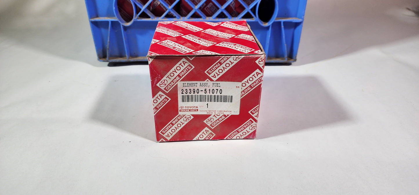 1VD-FTV Bulk NOS OEM Toyota Deisel Filter 23390-51070