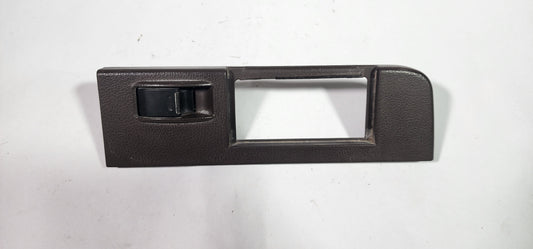 FJ80 Land Cruiser OEM Right Rear Window Switch w/ Bezel 74271-60010