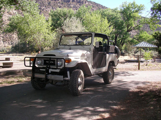 Low Mile 1976 FJ40