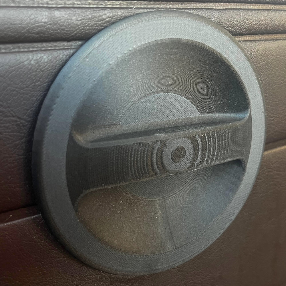 3D Printed FJ60 FJ62 Rear Windshield Reservoir Access Cover