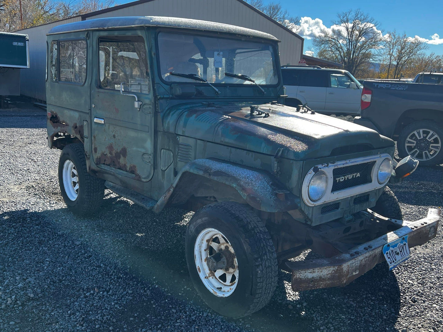 1977 FJ40 Nickname "Grusty" (Green and Rusty)